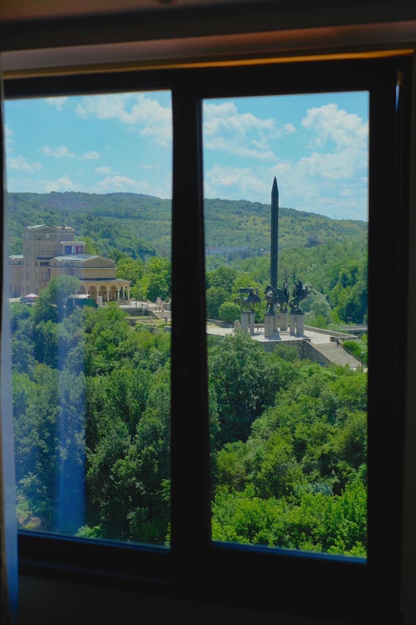 Apartments Panorama Veliko Tarnovo Luaran gambar